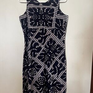 Manuhealii Navy and White Floral Midi Dress